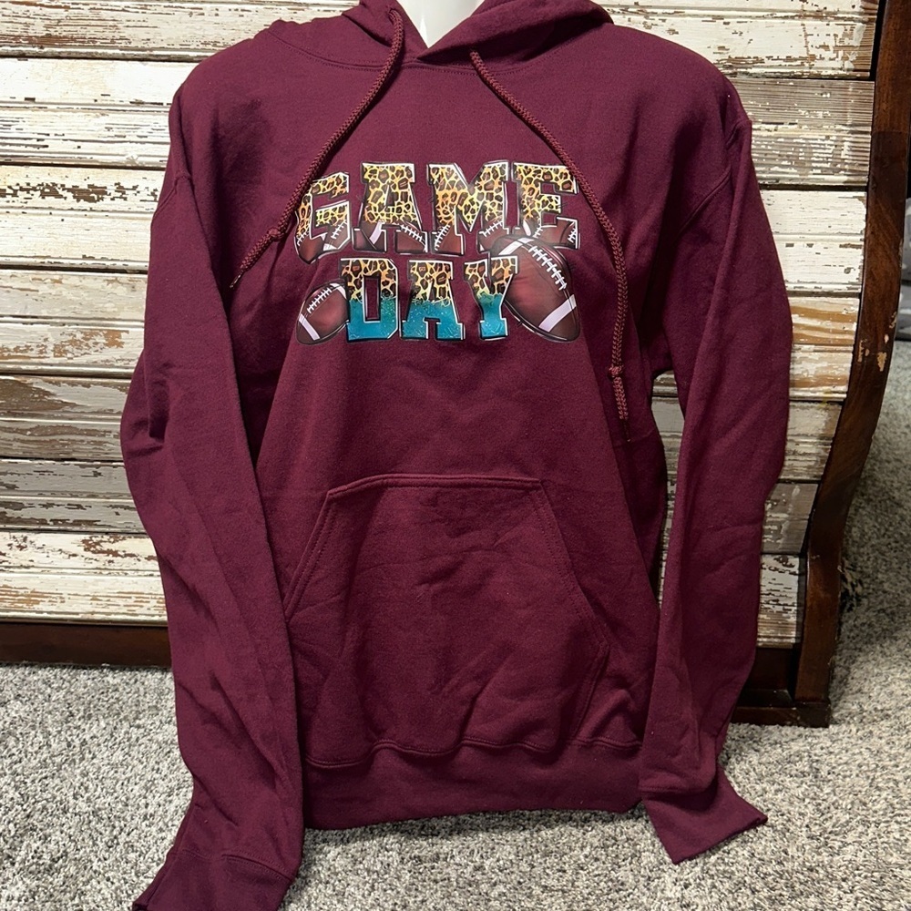 NEW Gildan Heavy Blend Hoodie maroon / burgundy Leopard Game Day Football